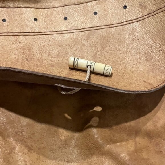 VTG Large Light Brown Leather Satchel Shoulder Messenger Adjustable Handbag - Picture 7 of 16